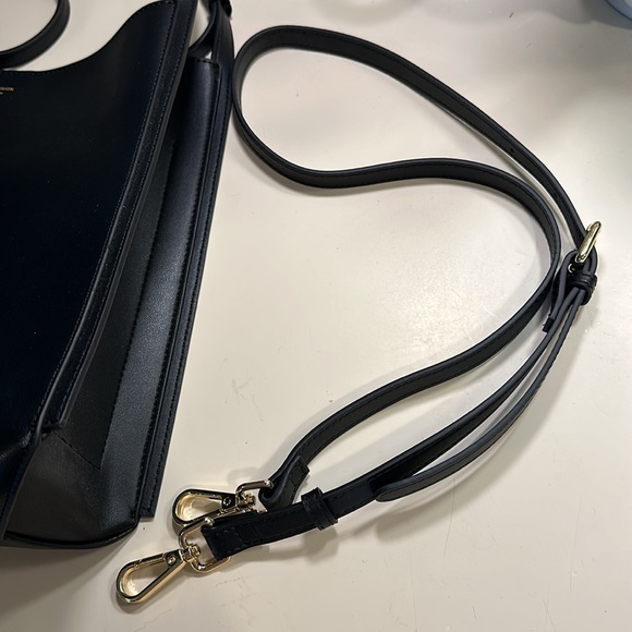 Cnoles & Design - Picture 3 of 8